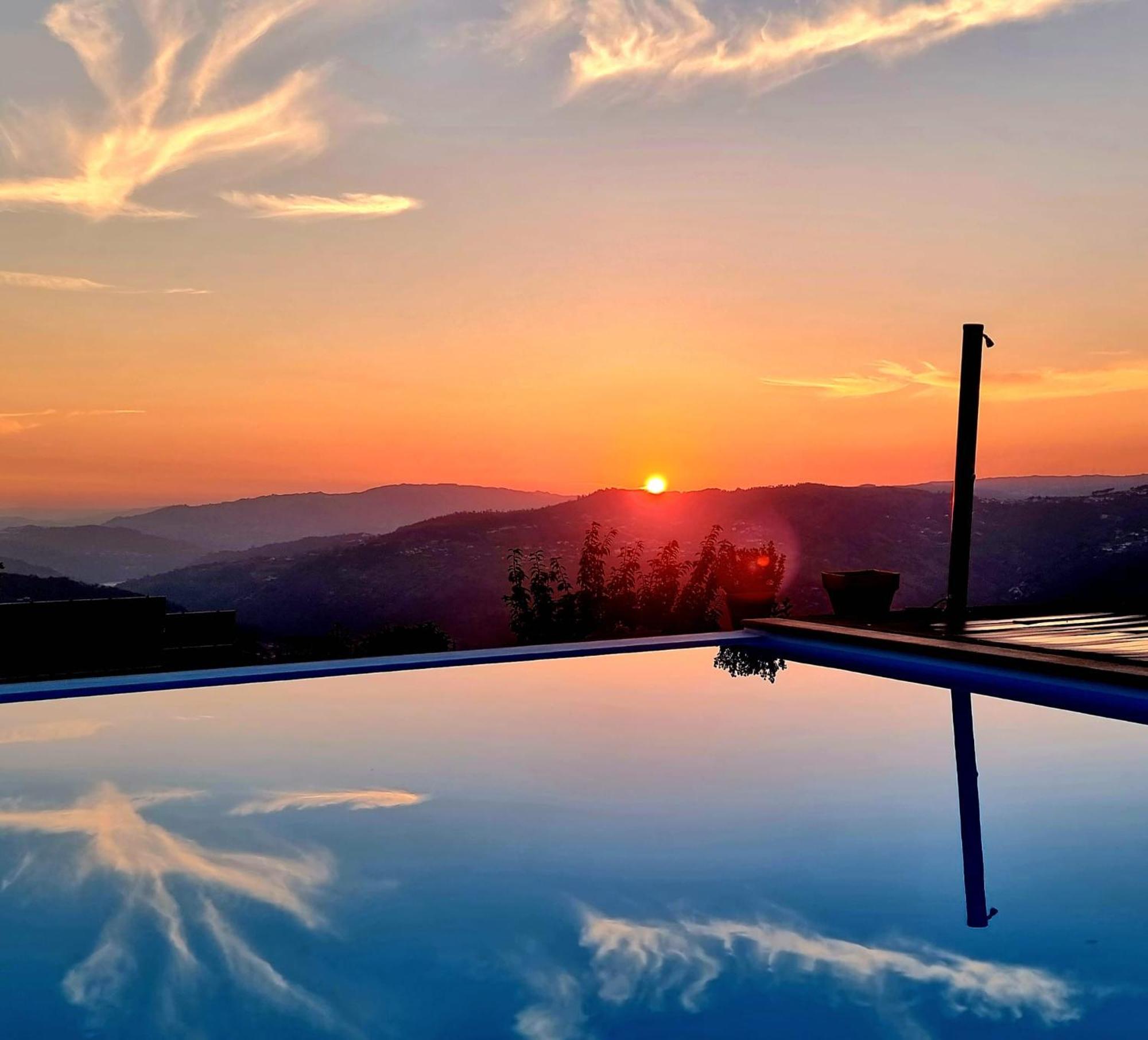Hotel Vald'Aregos - Douro Resende Zewnętrze zdjęcie